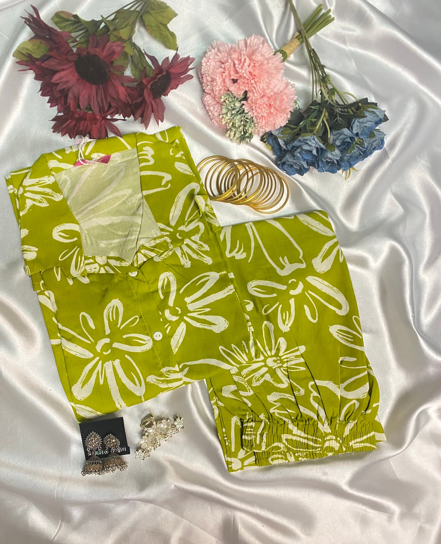 Green Floral Printed Kurti Set - Soft Cotton